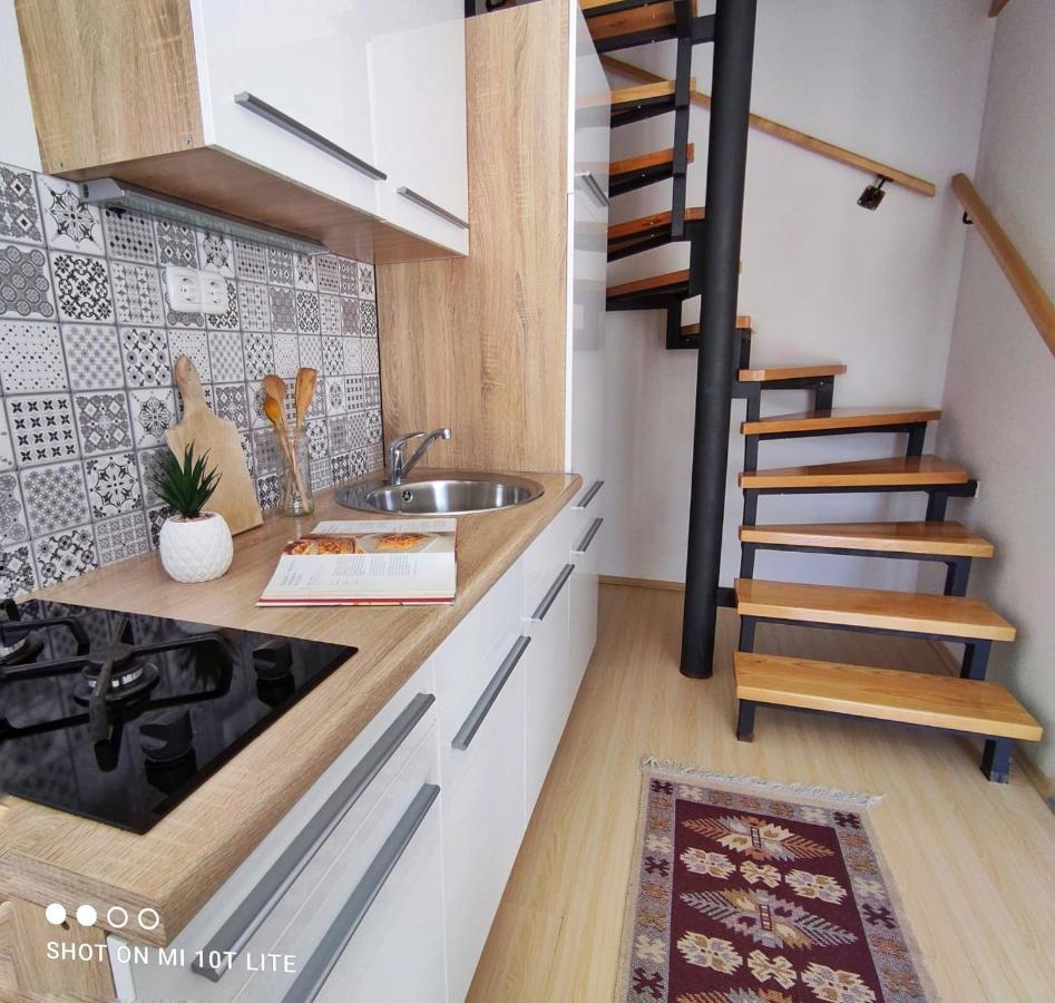 Apartments Sanja Rakovica Εξωτερικό φωτογραφία