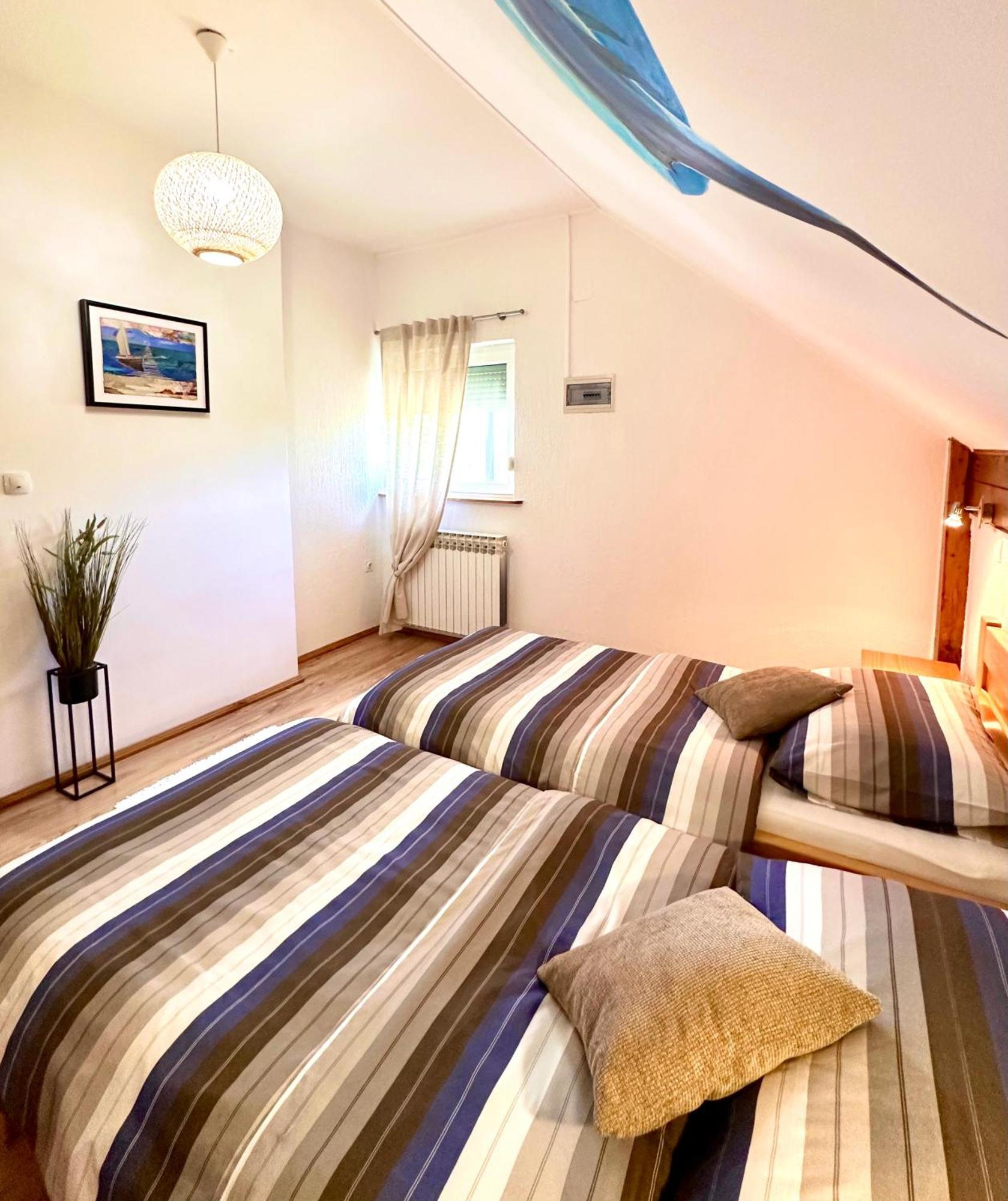 Apartments Sanja Rakovica Εξωτερικό φωτογραφία