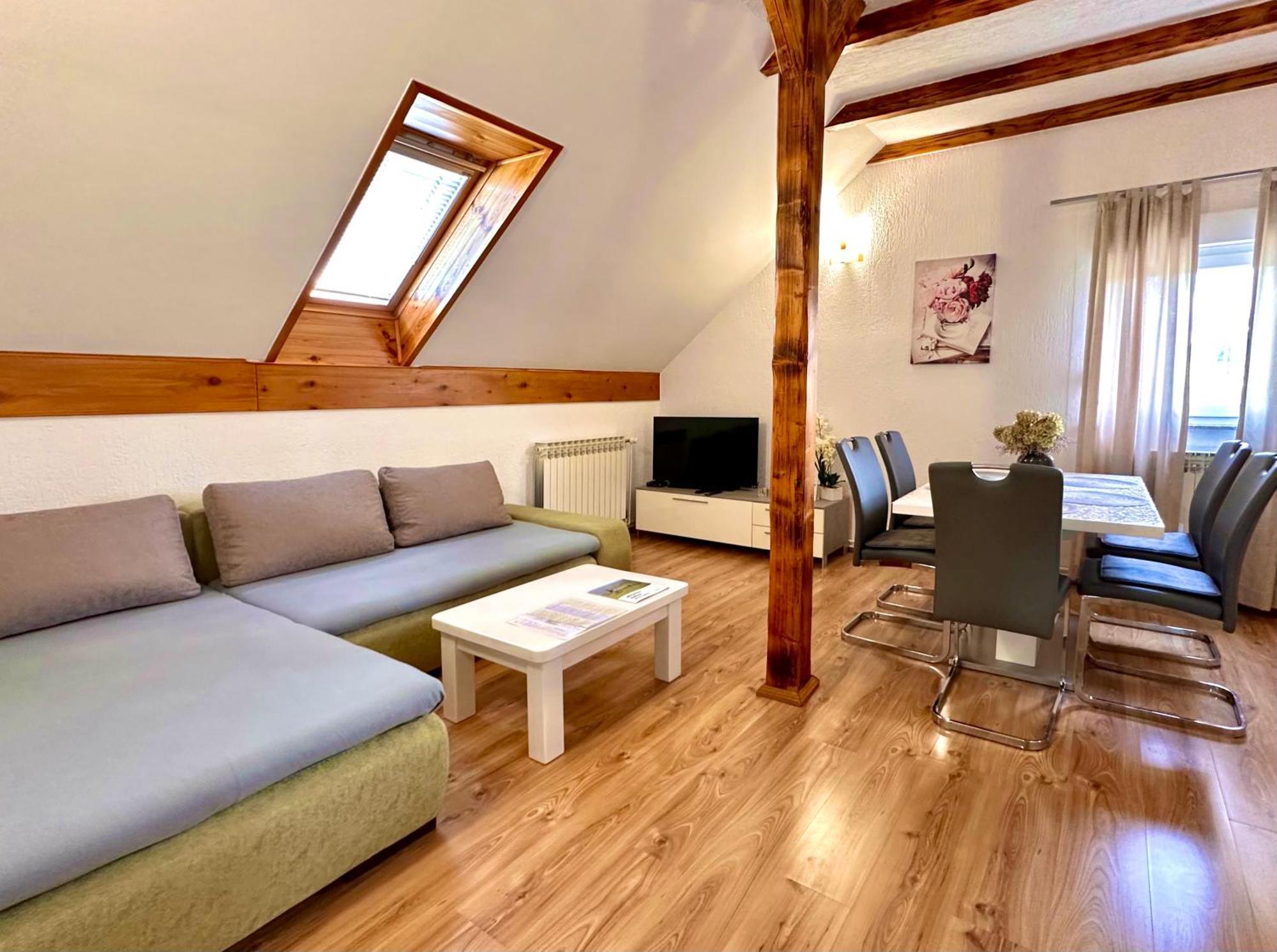 Apartments Sanja Rakovica Εξωτερικό φωτογραφία