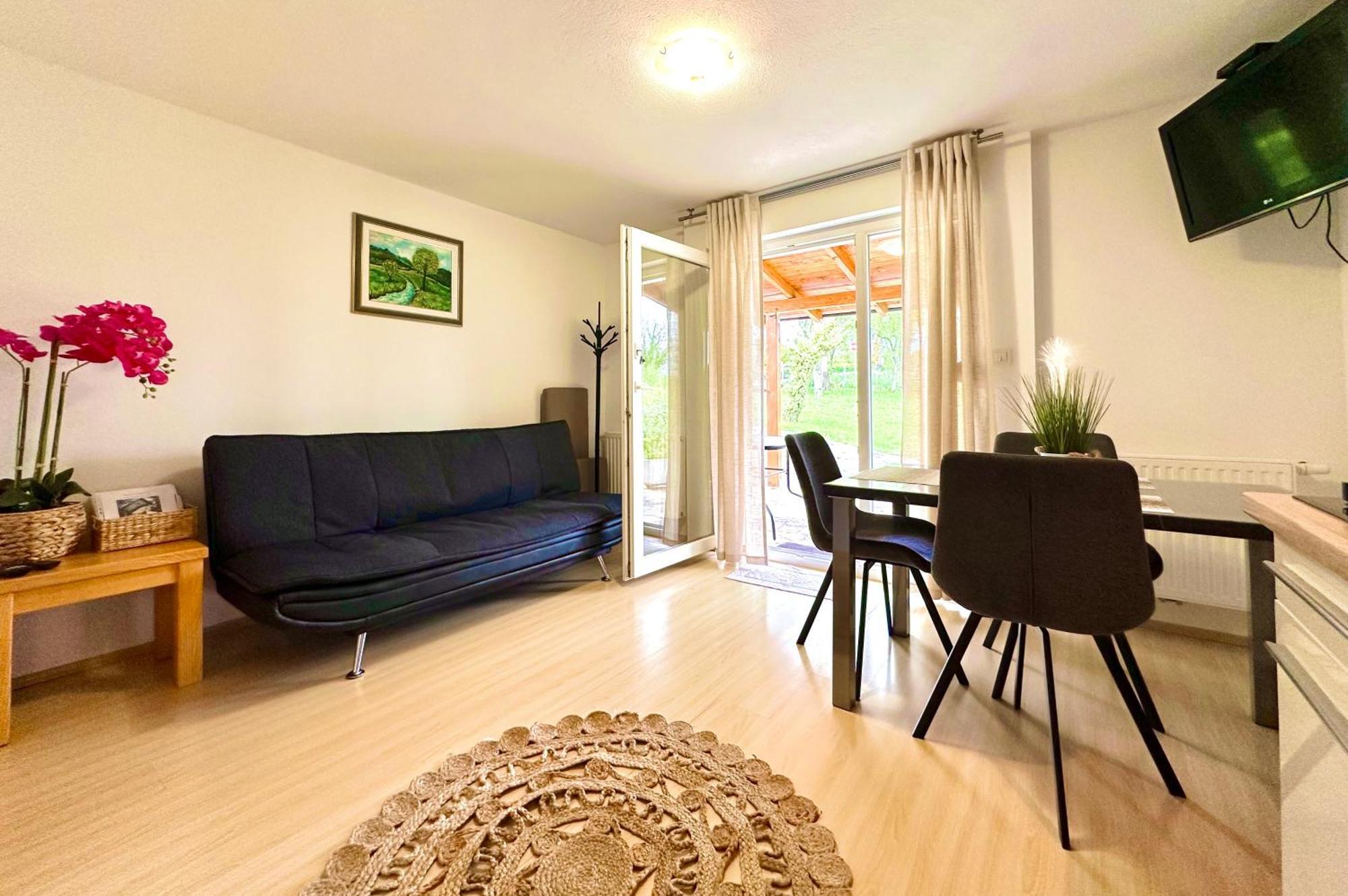 Apartments Sanja Rakovica Εξωτερικό φωτογραφία