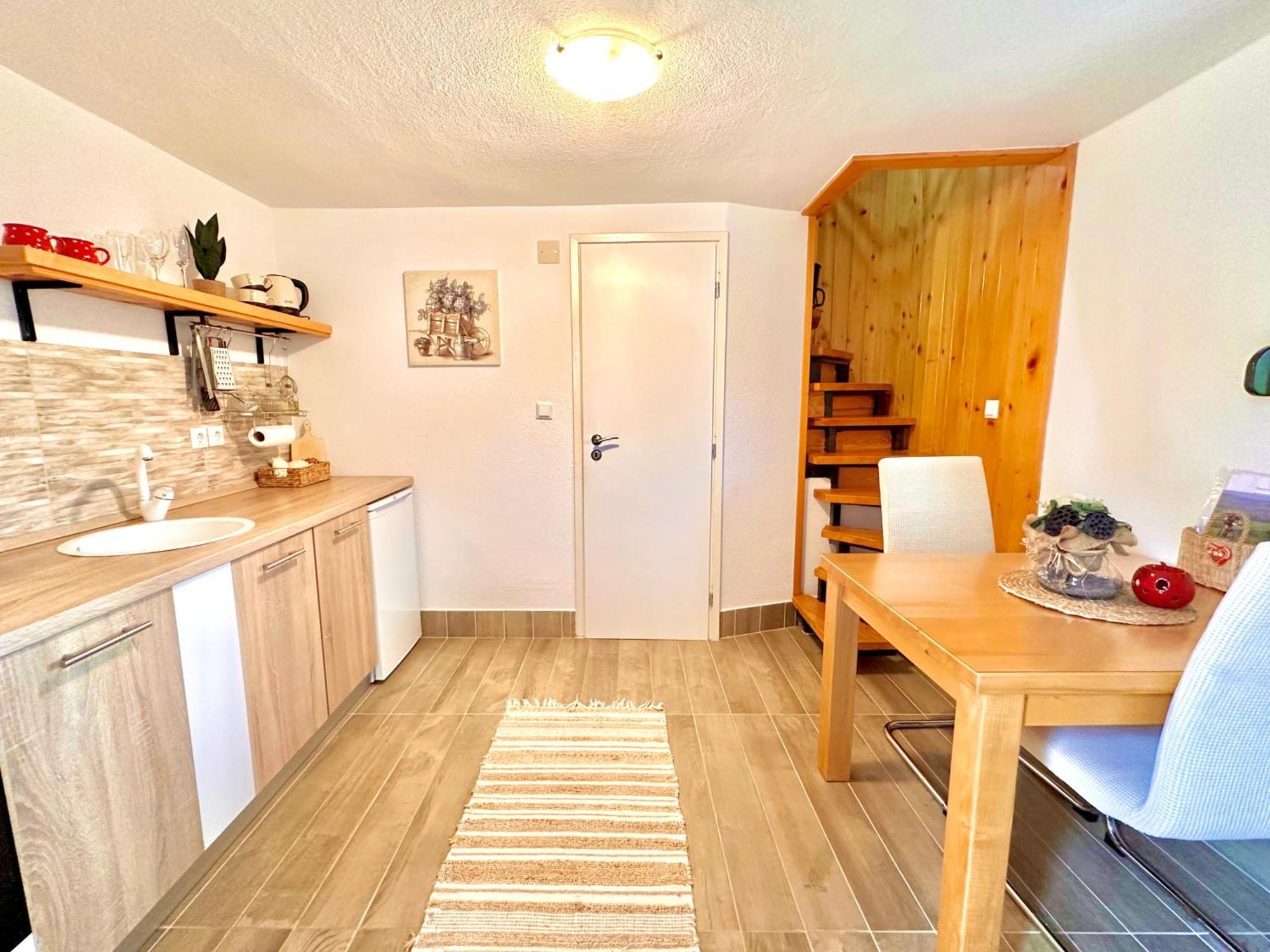 Apartments Sanja Rakovica Εξωτερικό φωτογραφία
